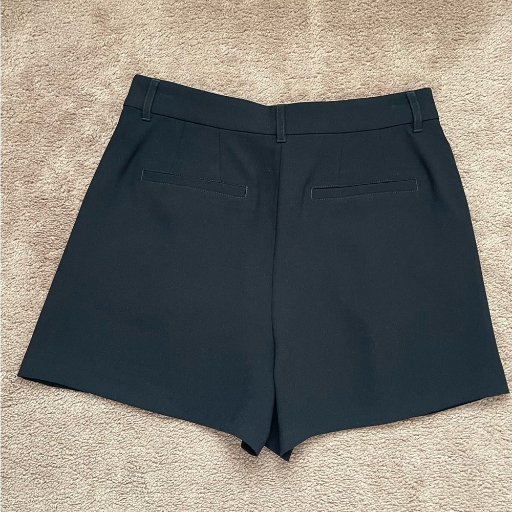 Express Shortie High-Rise Short - Picture 2 of 5